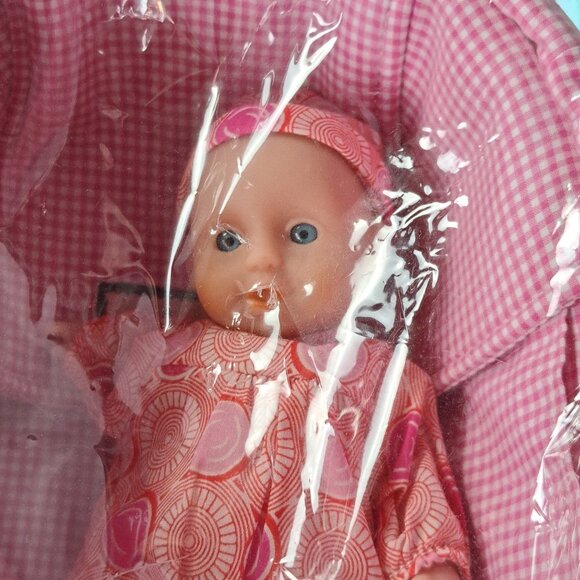 Penelope Peapod Baby Doll in Bassinet- Brand New Unopened With Tags- Collectable - Picture 10 of 14